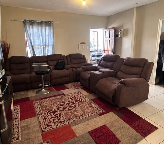 2 Bedroom Property for Sale in Parklands East Western Cape